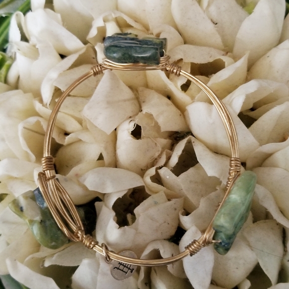 Bourbon and Bowties Wired Elephant Bracelet - Picture 10 of 12